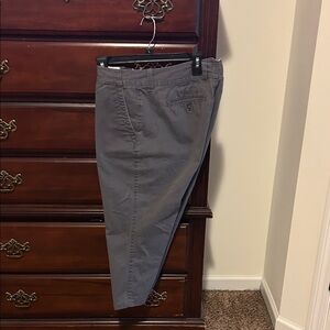 Eddie Bauer Women's Gray Capris